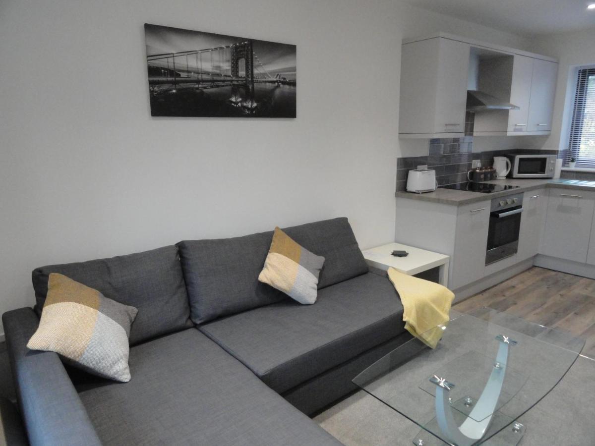 2 Bedroom Apartments In Filton By Cliftonvalley Apartments Bristol Exterior foto