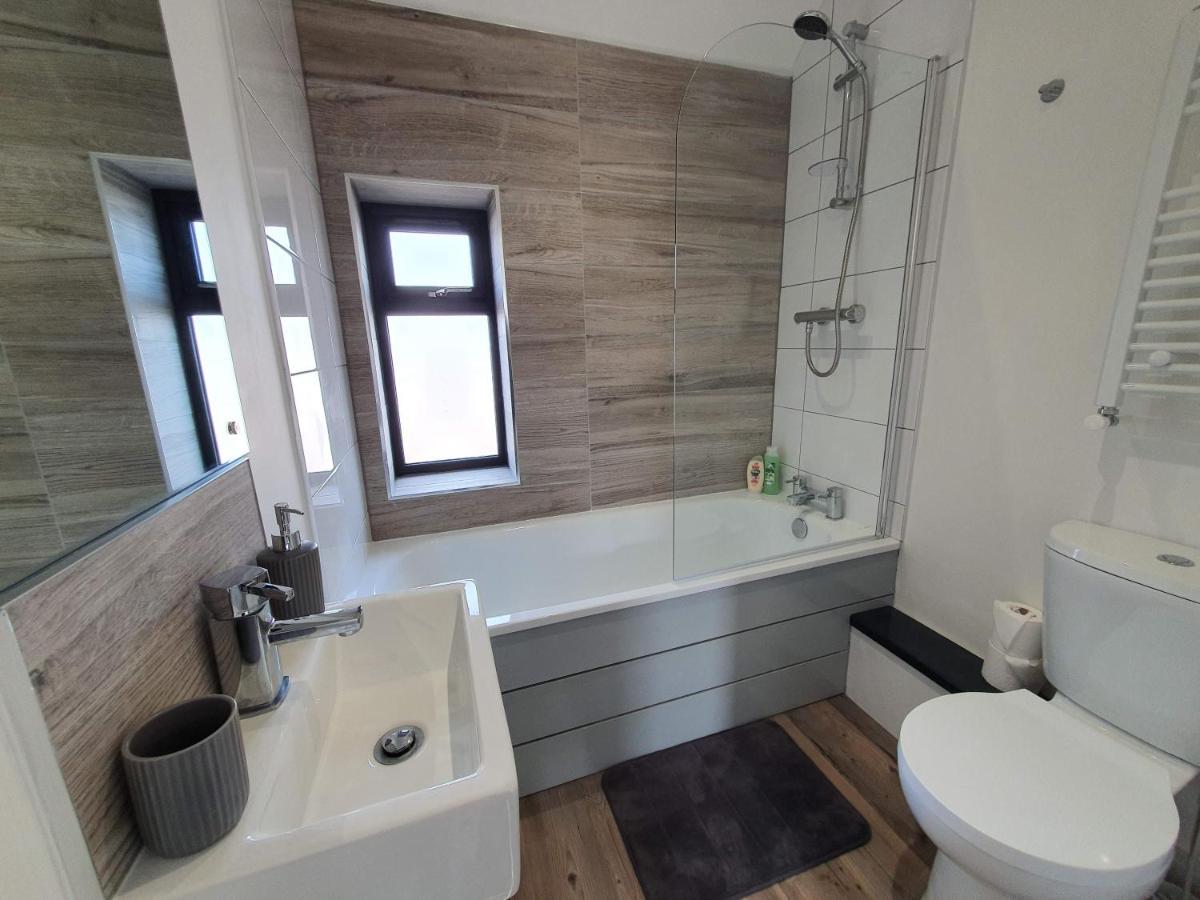 2 Bedroom Apartments In Filton By Cliftonvalley Apartments Bristol Exterior foto
